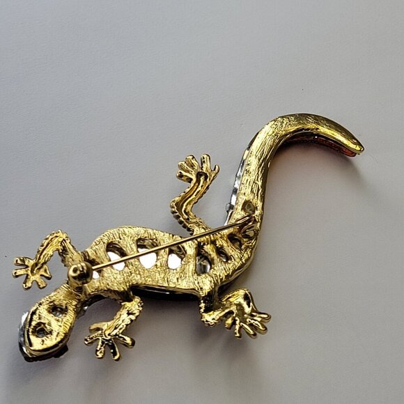 Gold Tone Lucite Aurora Crystal Lizard/Gecko Pin/Brooch - Picture 12 of 14